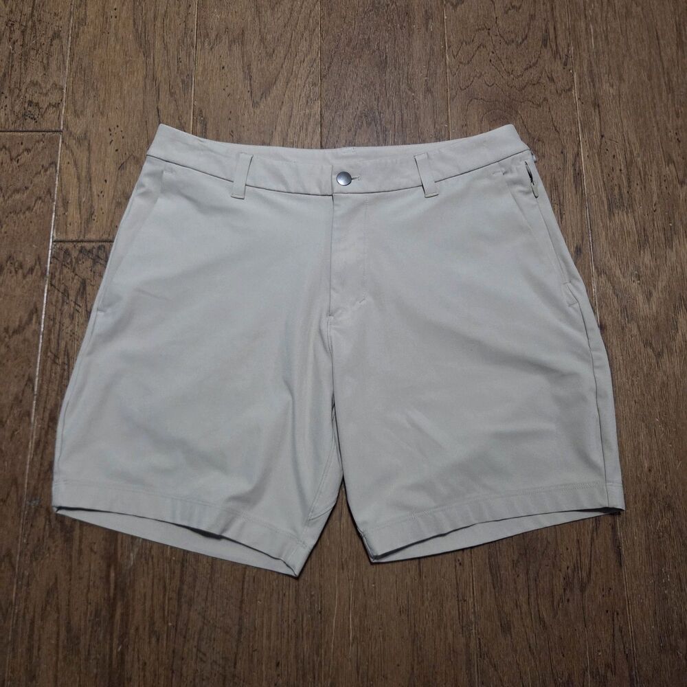 Lululemon ABC Shorts Mens 32 Beige Chino Classic Fit 7" Inseam Warpstreme